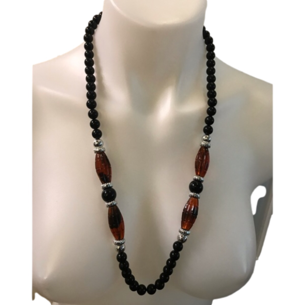 Beautiful Lightweight Black/Brown beaded Necklace